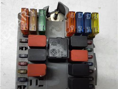 Used Fuse box Fuse box FIAT PUNTO (188_) 1.3 JTD 16V (70 hp) 40085596 40085596