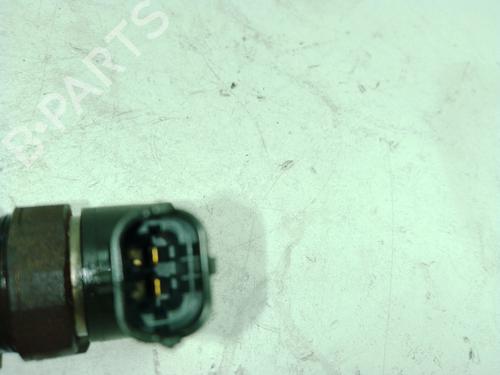 Injector SAAB 9-3 (YS3F, E79, D79, D75) 1.9 TiD | BP38333043M100 - Image 4