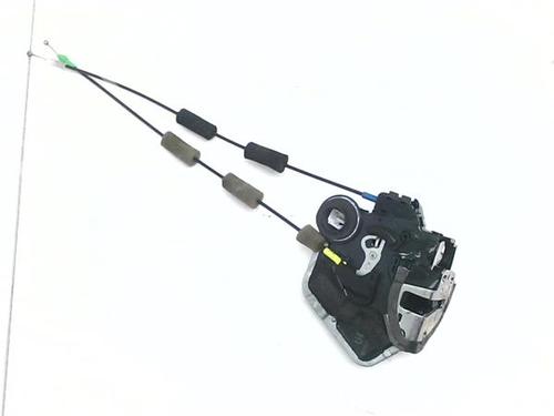 rear-left-lock-lexus-is-ii-_e2_-2005-2006-2007-2008-2009-2010-2011-2012-2013-38377823 main image
