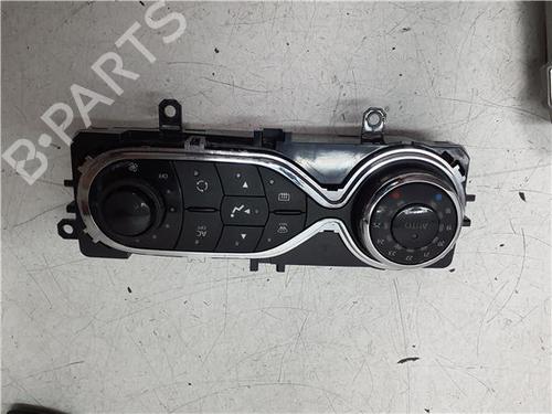 Used Climate control Climate control 38369982 38369982