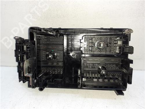 Fuse box OPEL ASTRA J Saloon 1.6 CDTi (69) | BP38359967E1 - Image 2
