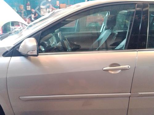 left-front-door-renault-laguna-iii-bt01-2007-2008-2009-2010-2011-2012-2013-2014-2015-38335551 main image