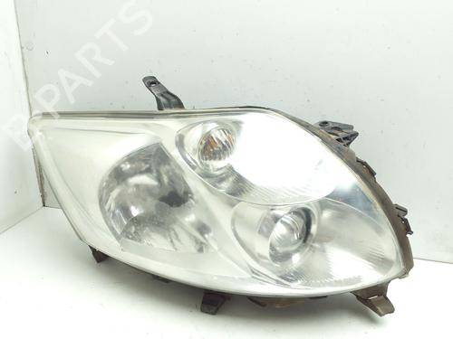 Used Right headlight Right headlight TOYOTA AURIS (_E15_) 1.4 D-4D (NDE150_, NDE150R) (90 hp) 39962397 39962397