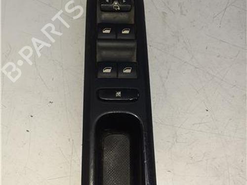 Used Switch Switch PEUGEOT 407 (6D_) 2.0 HDi 135 (6DRHRH, 6DRHRE, 6DRHRG, 6DRHRJ) (136 hp) 39955759 39955759