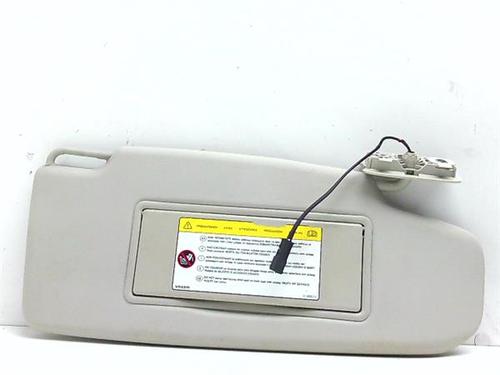 Used Right sun visor Right sun visor 38391984 38391984