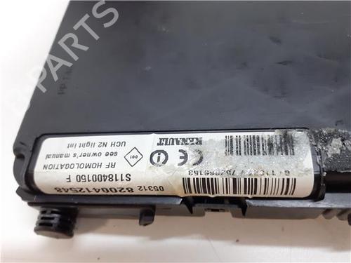Fuse box RENAULT MEGANE II Saloon (LM0/1_) 1.9 dCi | BP38356739E1 - Image 2
