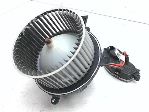 Used Heater blower motor Heater blower motor MERCEDES-BENZ VITO Tourer (W447) 114 CDI / 114 BlueTEC (447.701, 447.703, 447.705) (136 hp) 38394621 38394621