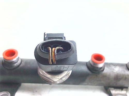 Used Injection rail Injection rail 38399112 38399112