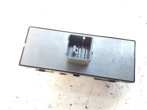 Left front window switch VW PASSAT B6 (3C2) 2.0 TDI | BP38371388I27 - Image 3