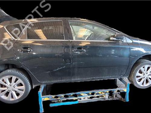 right-front-door-toyota-auris-_e18_-2012-2013-2014-2015-2016-2017-2018-2019-38390433 main image