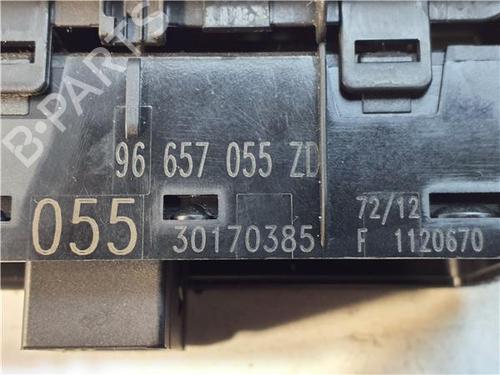 Left front window switch CITROËN C4 II (NC_) 1.6 HDi 90 | BP40496092I27 - Image 3