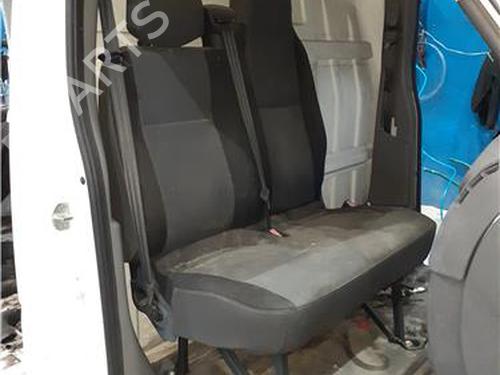 Right front seat RENAULT MASTER III Van (FV) 2.3 dCi 150 FWD (FV0F, FV03, FV09) | BP38350852C16 - Image 2