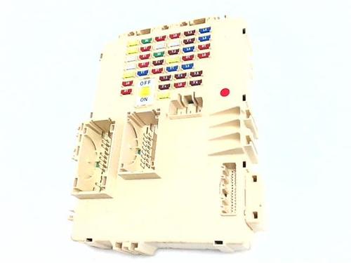 Used Fuse box Fuse box 38372930 38372930