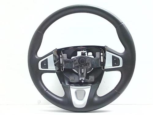 steering-wheel-renault-megane-iv-saloon-2016-38382867 main image