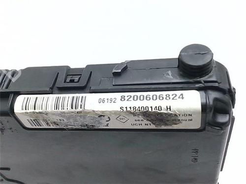 Electronic module RENAULT MEGANE II Saloon (LM0/1_) 1.4 | BP38350813M83 - Image 2