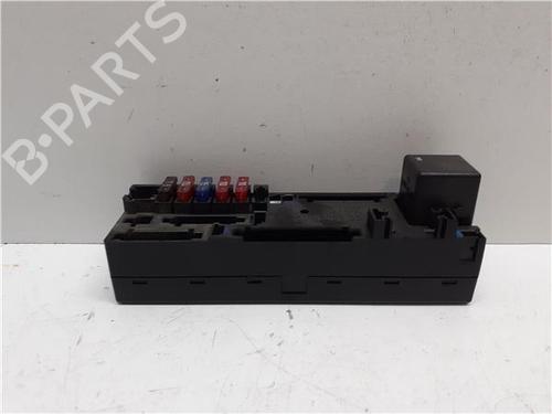 Used Fuse box Fuse box MERCEDES-BENZ E-CLASS (W210) E 300 Turbo-D (210.025) (177 hp) 38359235 38359235