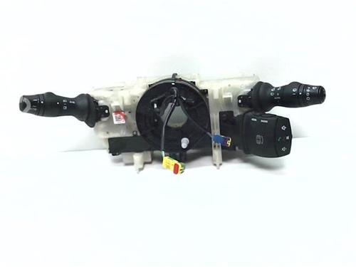 headlight-switch-renault-megane-iv-saloon-2016-38383029 main image