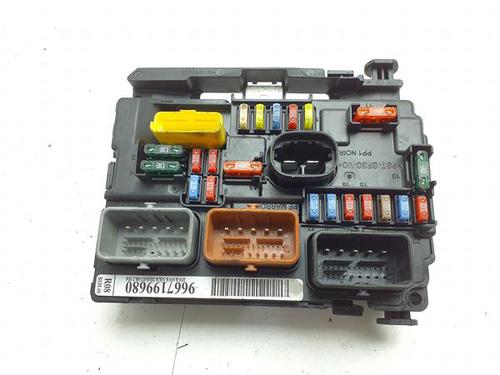 Used Fuse box Fuse box 38374449 38374449