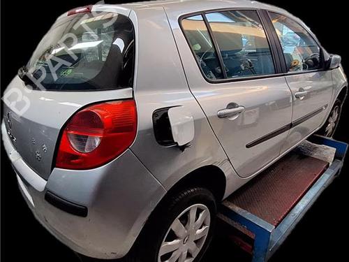 hjre-baglygte-renault-clio-iii-hatchback-van-sb_-sr_-2005-38385302 main image