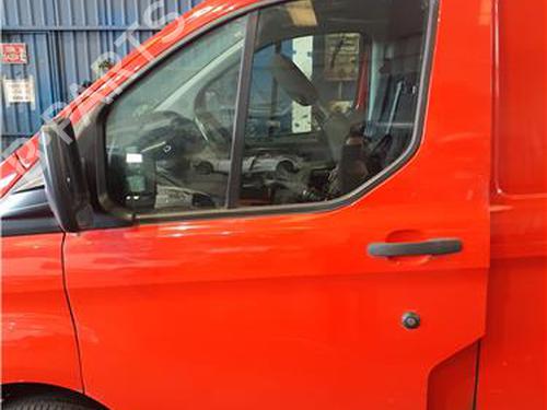Used Left front door Left front door 38395743 38395743