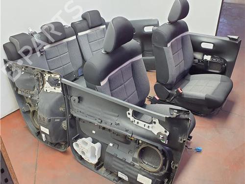 Seats set CITROËN C4 CACTUS 1.2 THP 110 | BP38364289C78 - Image 9