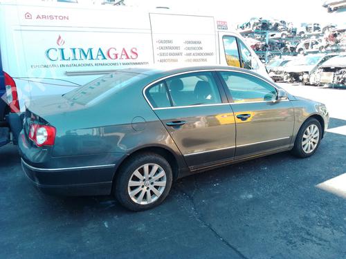 Seats set VW PASSAT B6 (3C2) 2.0 TDI 16V | BP38649633C78 - Image 4