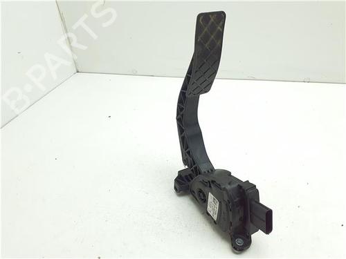 pedal-audi-a4-b8-8k2-2007-2008-2009-2010-2011-2012-2013-2014-2015-2016-2017-38372585 main image