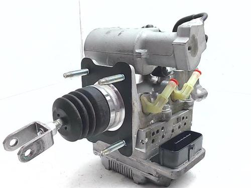 abs-pump-toyota-auris-_e18_-2012-2013-2014-2015-2016-2017-2018-2019-38386014 main image