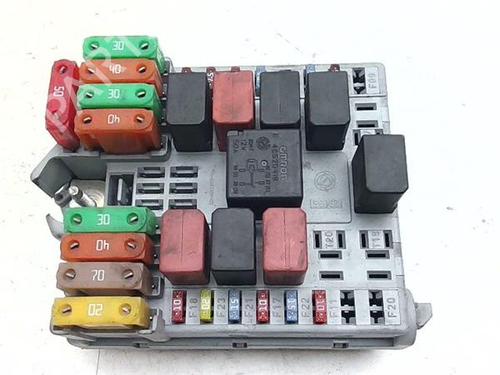 Used Fuse box Fuse box 38374204 38374204