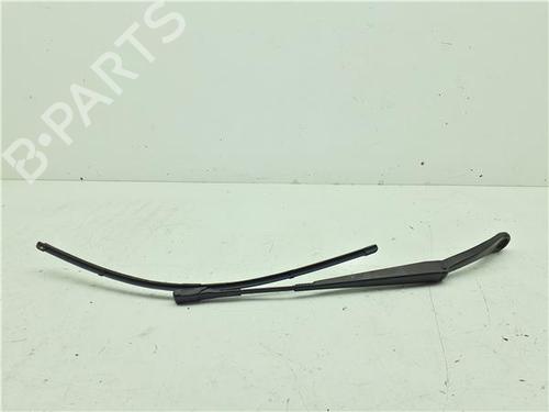 Used Front windshield wiper arm Front windshield wiper arm 38395760 38395760