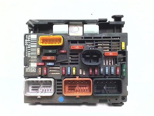 Used Electronic module Electronic module PEUGEOT 407 (6D_) 2.0 HDi (6DRHRH) (140 hp) 39956082 39956082