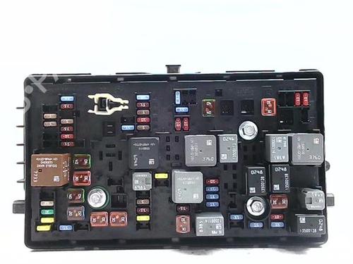 Used Fuse box Fuse box 38393897 38393897