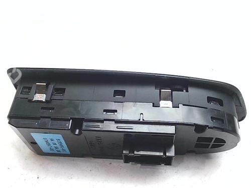 Left front window switch BMW 1 (E81) 116 i | BP38393450I27 - Image 4