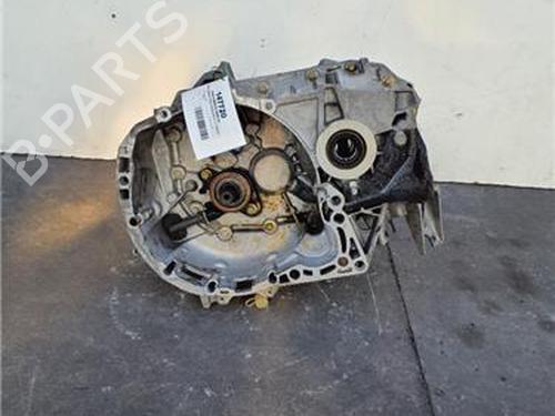 gearbox-renault-megane-ii-saloon-lm01_-2003-38355375 main image