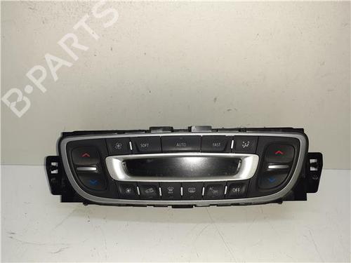 climate-control-renault-megane-ii-saloon-lm01_-2003-38357272 main image