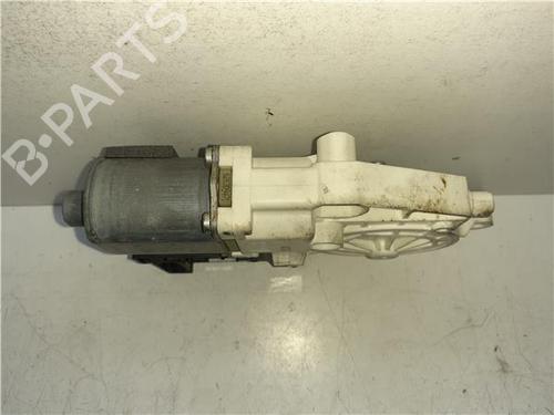 Right front window motor AUDI A3 (8P1) 1.9 TDI | BP38360097E20 - Image 2