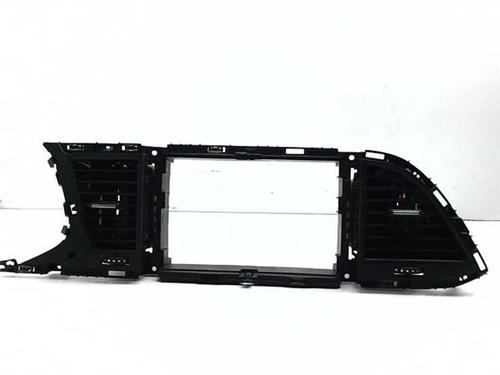 air-vent-seat-leon-st-5f8-2012-2013-2014-2015-2016-2017-2018-2019-2020-38376108 main image