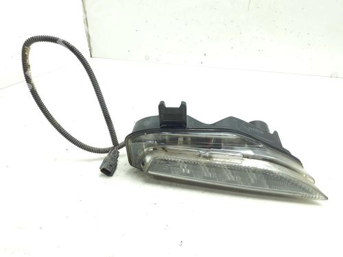 right-daytime-light-infiniti-q50-2013-40260017 main image