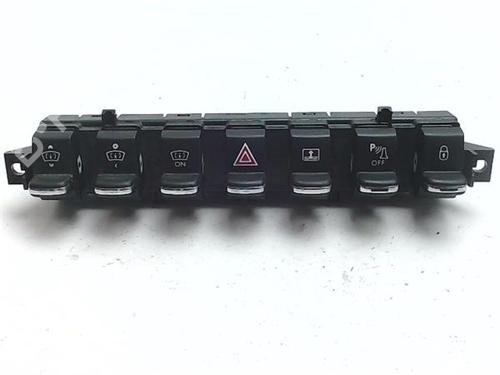 Interruttore Interruttore PEUGEOT 3008 I MPV (0U_) 1.6 THP (156 hp) 38385038 38385038