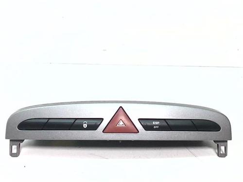 Used Switch Switch PEUGEOT 308 SW I (4E_, 4H_) 1.6 HDi (109 hp) 40020583 40020583