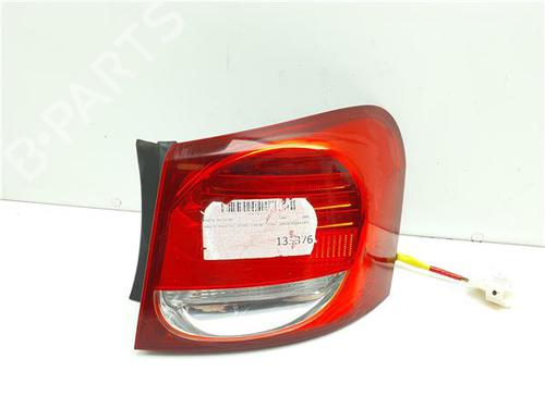 right-taillight-lexus-gs-_s19_-2005-2006-2007-2008-2009-2010-2011-2012-38353206 main image