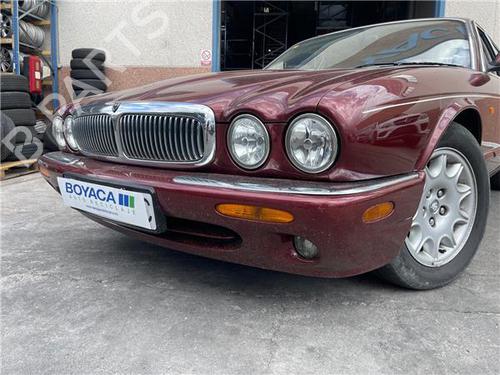 Used Front bumper Front bumper JAGUAR XJ (X300, X330) 6 Sovereign 4.0 (241 hp) 40087491 40087491