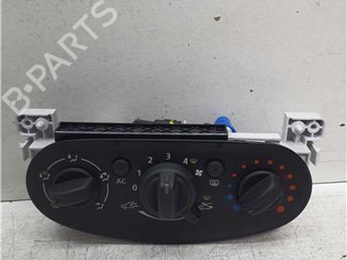climate-control-dacia-duster-hs_-2010-2011-2012-2013-2014-2015-2016-2017-2018-38366974 main image