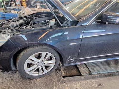 left-front-fenders-mercedes-benz-e-class-w212-2009-2010-2011-2012-2013-2014-2015-2016-38392946 main image