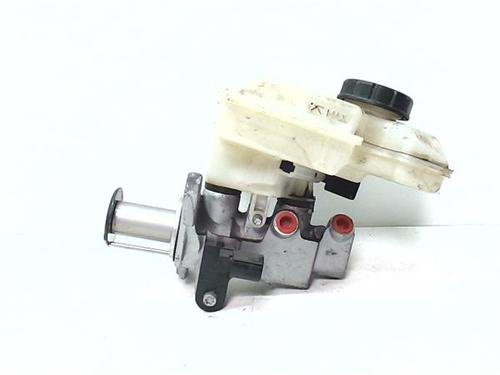 Used Brake master cylinder Brake master cylinder AUDI A3 Sportback (8VA, 8VF) RS3 quattro (367 hp) 40086103 40086103