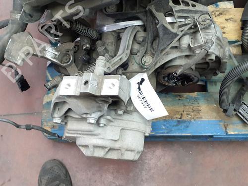 Gearbox VW TOURAN (1T3) 1.6 TDI | BP38334097M3 - Image 2
