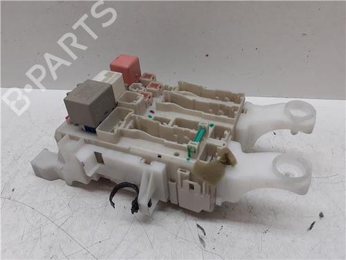 Used Electronic module Electronic module TOYOTA RAV 4 III (_A3_) 2.2 D (ALA35_) (150 hp) 40087367 40087367