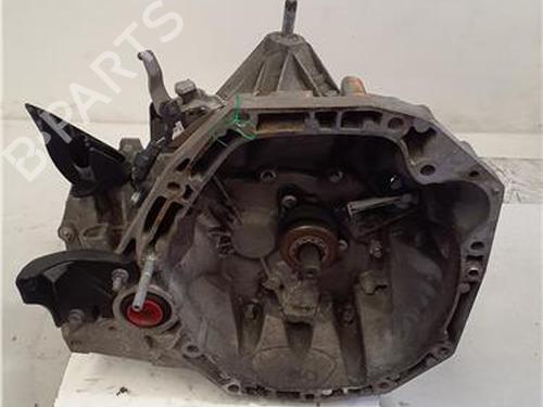 gearbox-renault-clio-iii-hatchback-van-sb_-sr_-2005-38367384 main image