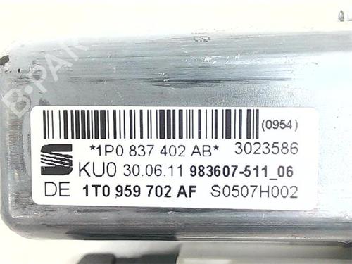 Right front window motor SEAT LEON (1P1) 1.6 TDI | BP38398814E20 - Image 4