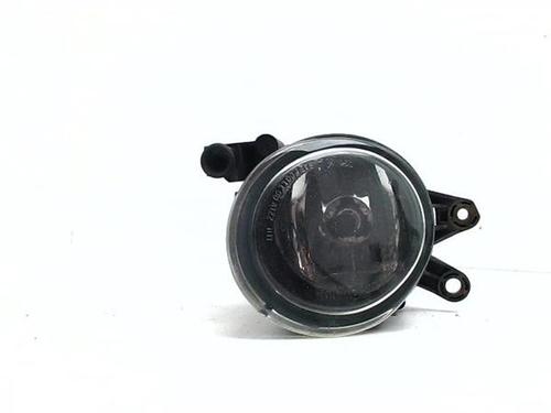 right-front-fog-light-audi-a4-b6-avant-8e5-2000-2001-2002-2003-2004-2005-38374361 main image